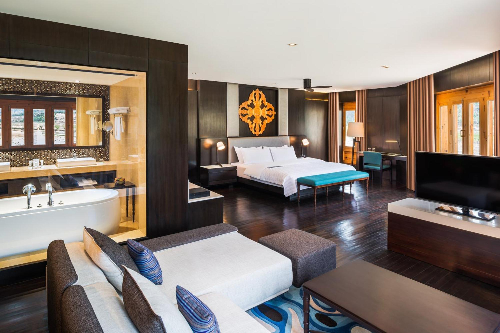 Le Meridien Paro Riverfront Exterior photo