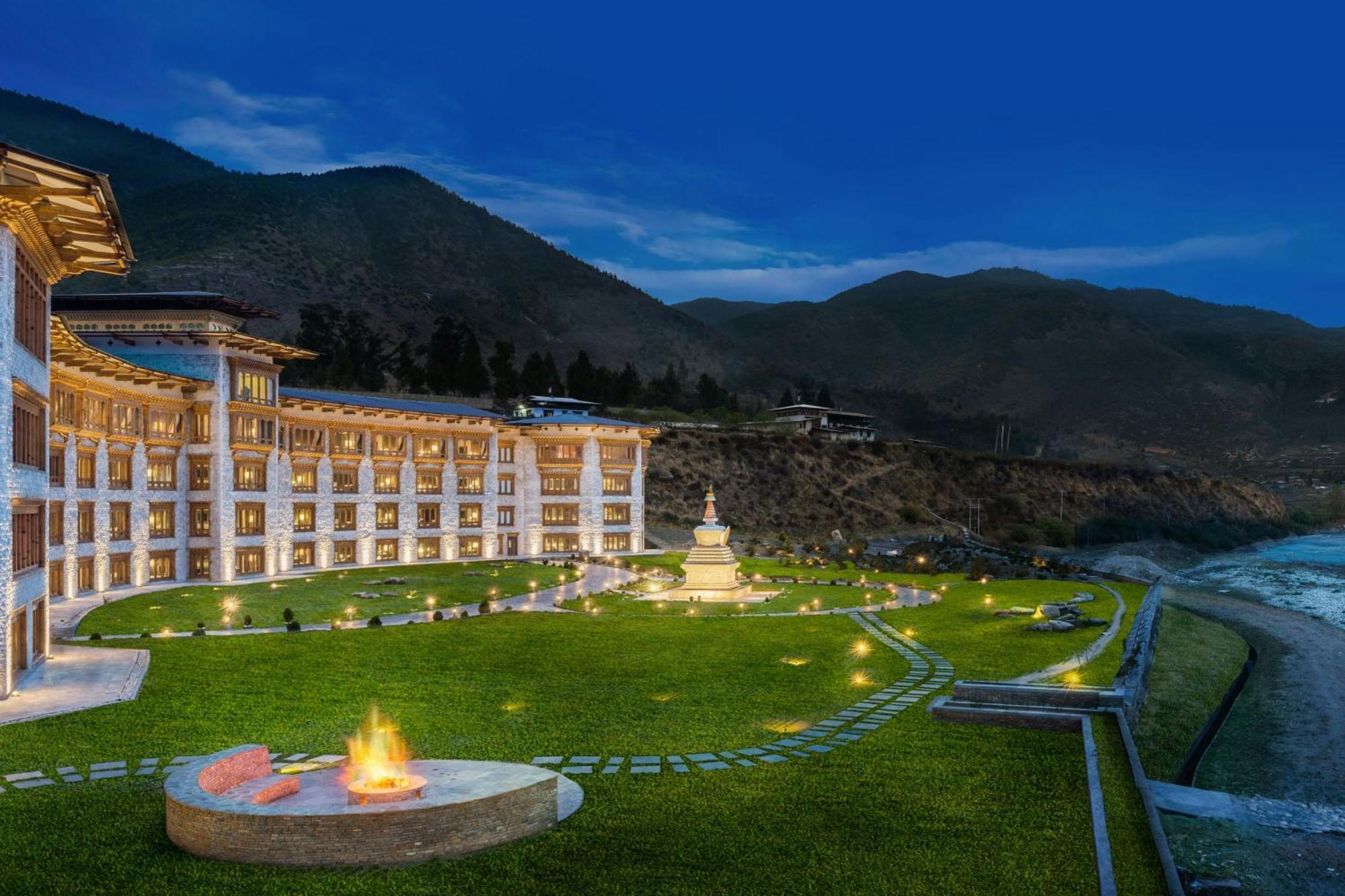 Le Meridien Paro Riverfront Exterior photo