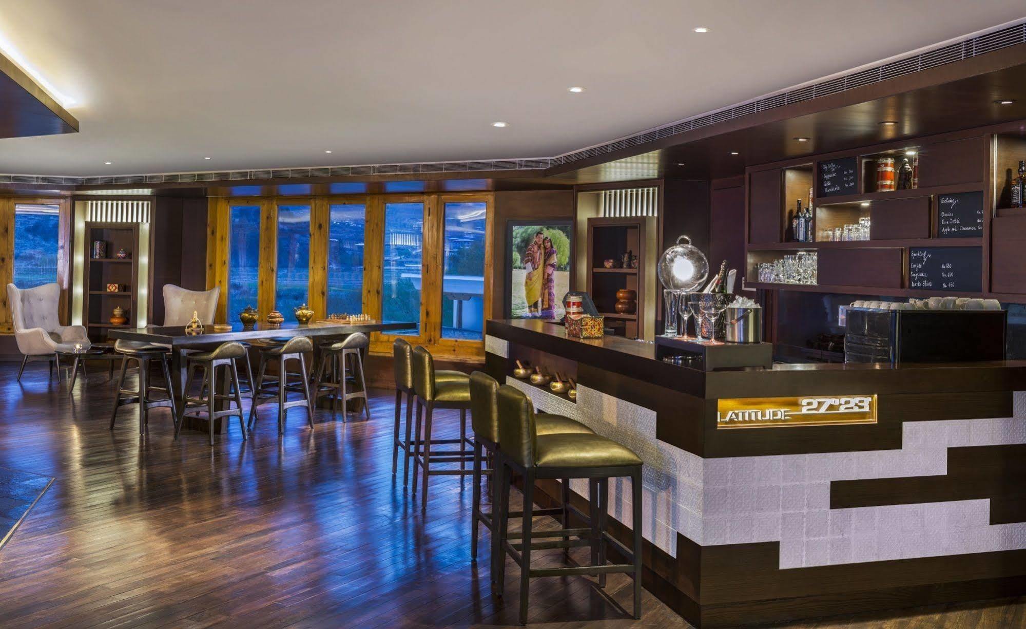Le Meridien Paro Riverfront Exterior photo